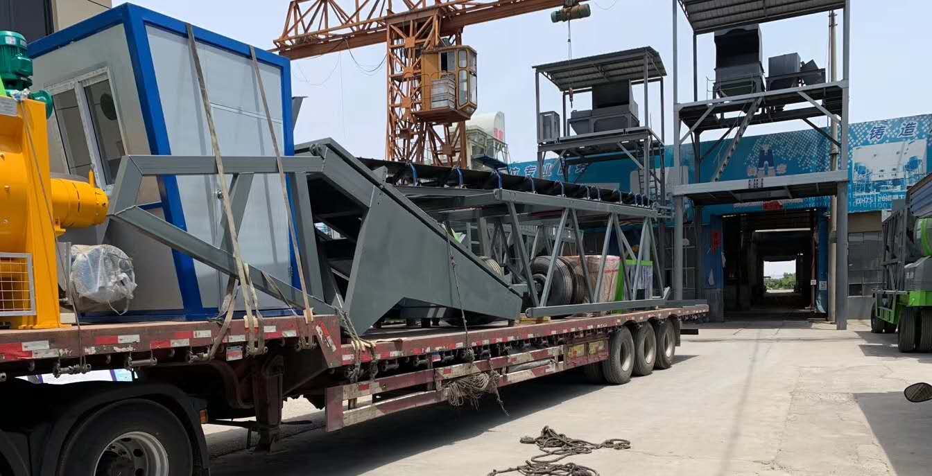 輝宏移動式攪拌站發貨 輝宏移動式攪拌站發貨